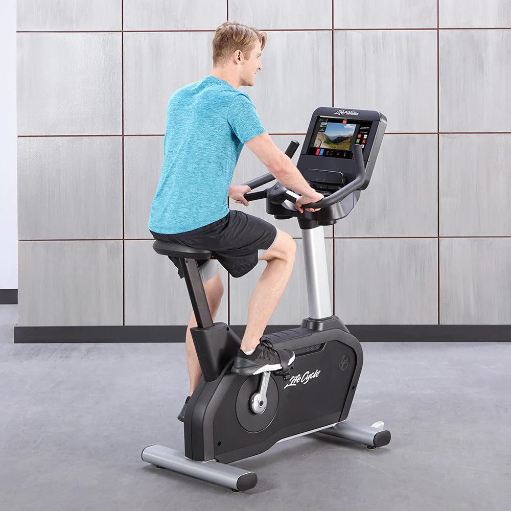Life Fitness Club Series+ Upright Lifecycle Bike - Image 6