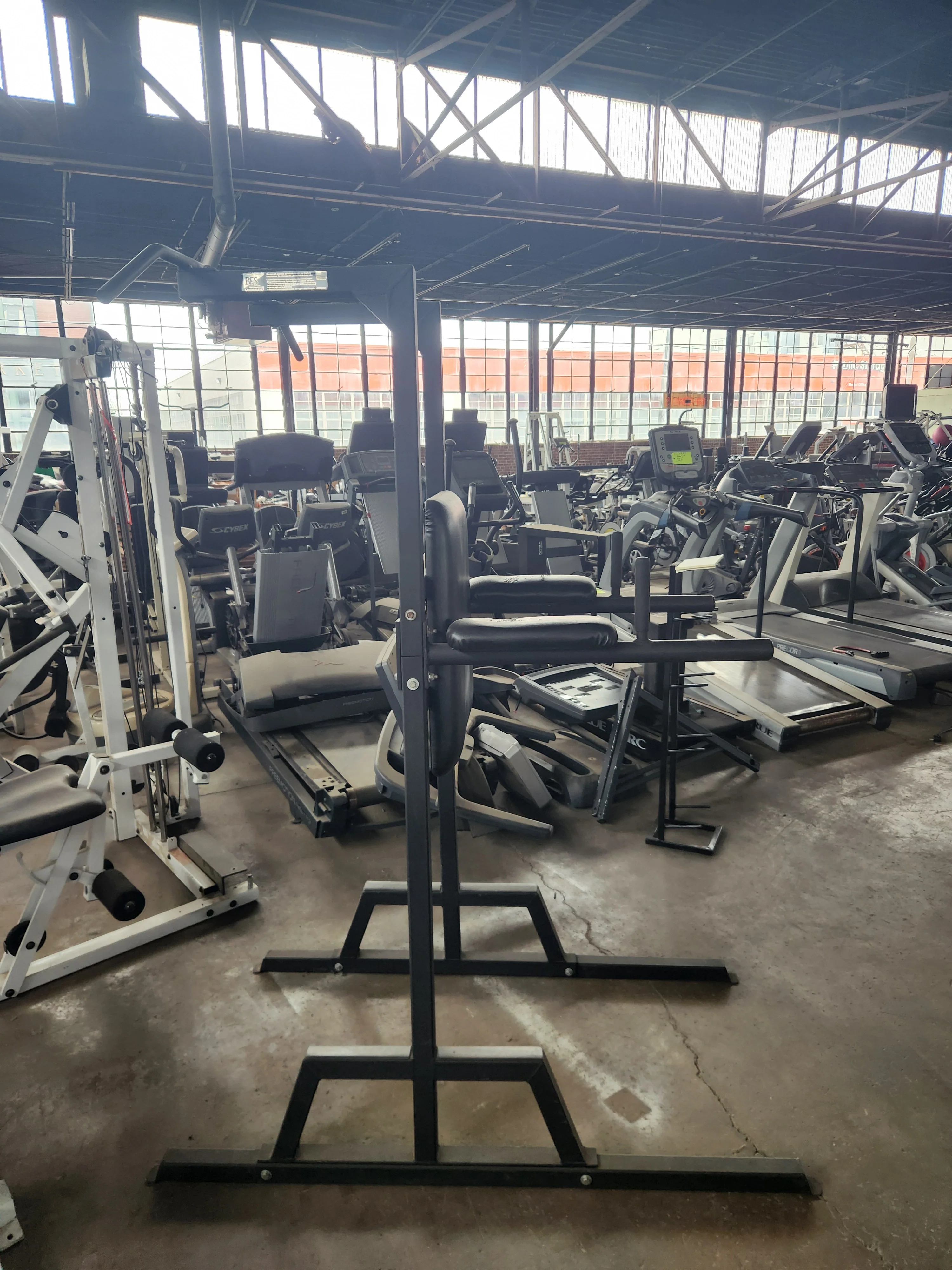 Pre-Owned BFS Chin Up / Dip Station / Knee Raise - Image 2