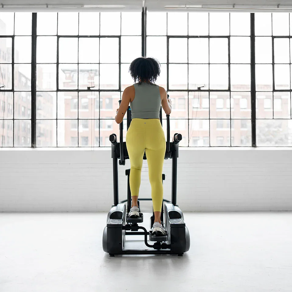 True Fitness Gravity Series Elliptical - Image 9